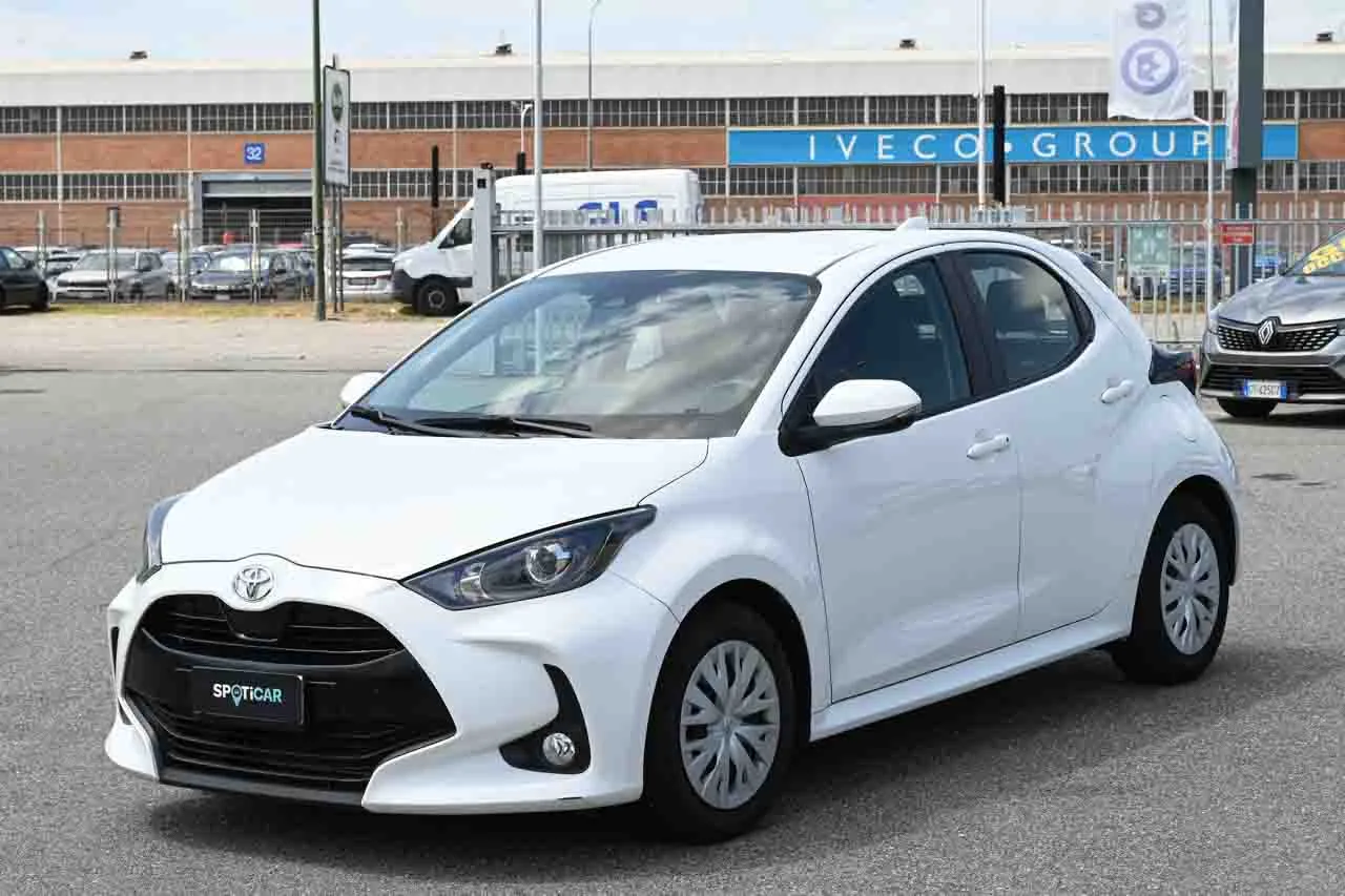 Toyota Yaris 1.0 5p. Active, foto 1 di 21