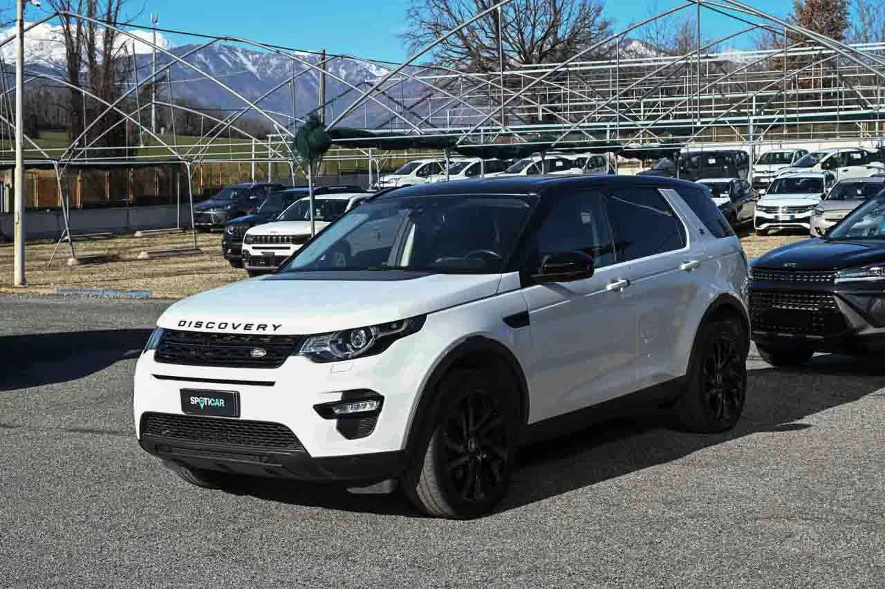 Land Rover Discovery Sport 2.0 TD4 180 CV HSE Luxury, foto 1 di 17