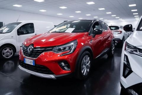 Renault Captur 1.6 E-Tech hybrid Intens 145cv auto
